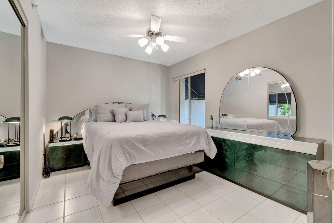 For Sale: $389,000 (2 beds, 2 baths, 1116 Square Feet)
