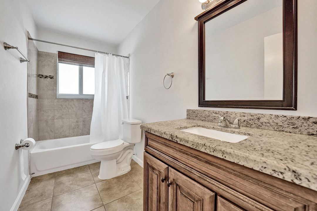 Active With Contract: $3,600 (3 beds, 2 baths, 1131 Square Feet)