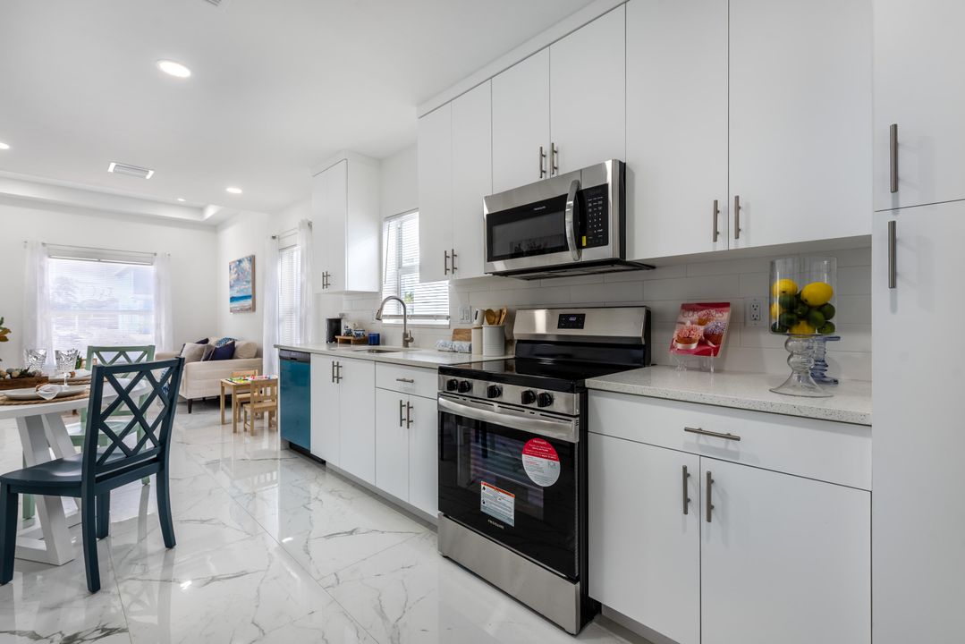 Active With Contract: $449,900 (3 beds, 2 baths, 1234 Square Feet)