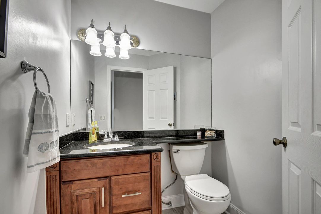 For Sale: $929,900 (2 beds, 2 baths, 2275 Square Feet)
