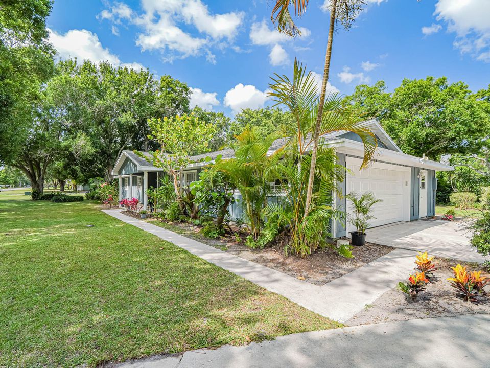 For Sale: $459,900 (3 beds, 2 baths, 1840 Square Feet)