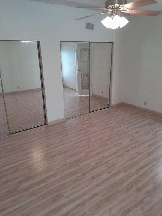 Activo con contrato: $175,000 (3 camas, 2 baños, 1454 Pies cuadrados)