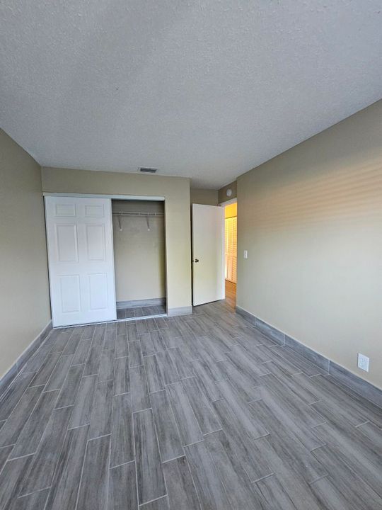 Active With Contract: $2,300 (3 beds, 2 baths, 1312 Square Feet)