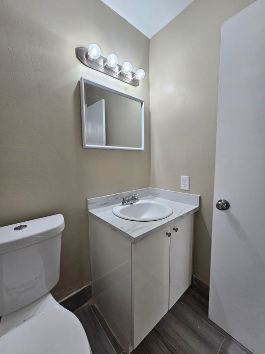 Active With Contract: $2,300 (3 beds, 2 baths, 1312 Square Feet)