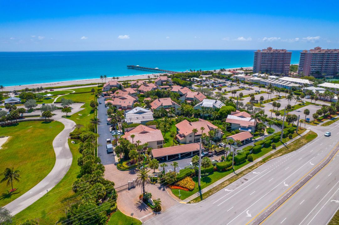 For Sale: $1,550,000 (4 beds, 3 baths, 2370 Square Feet)