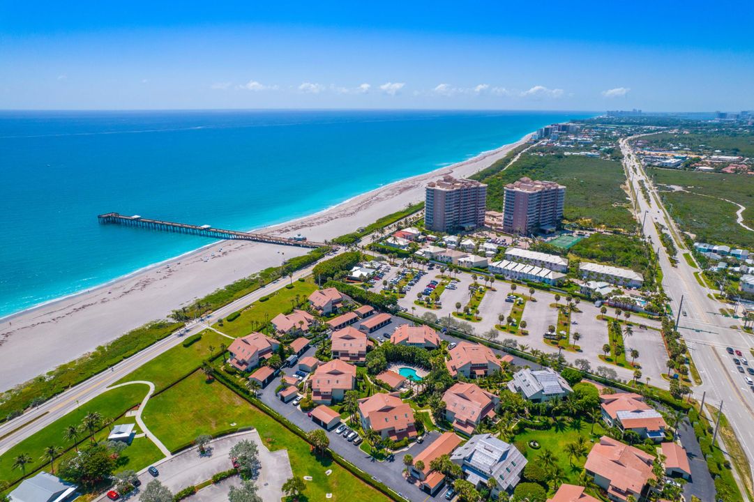 For Sale: $1,550,000 (4 beds, 3 baths, 2370 Square Feet)