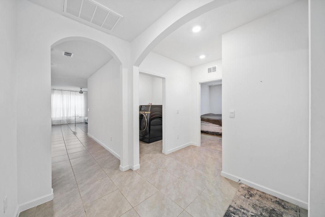 For Sale: $429,000 (4 beds, 2 baths, 1827 Square Feet)