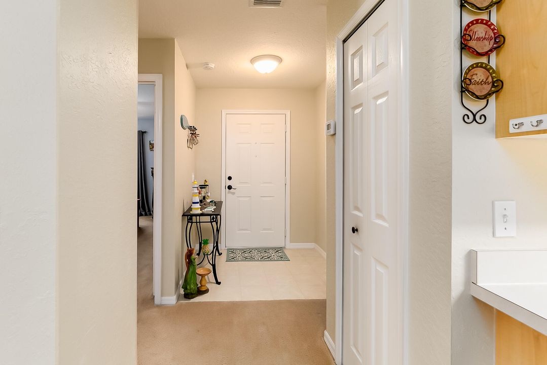 For Sale: $145,000 (2 beds, 2 baths, 1351 Square Feet)