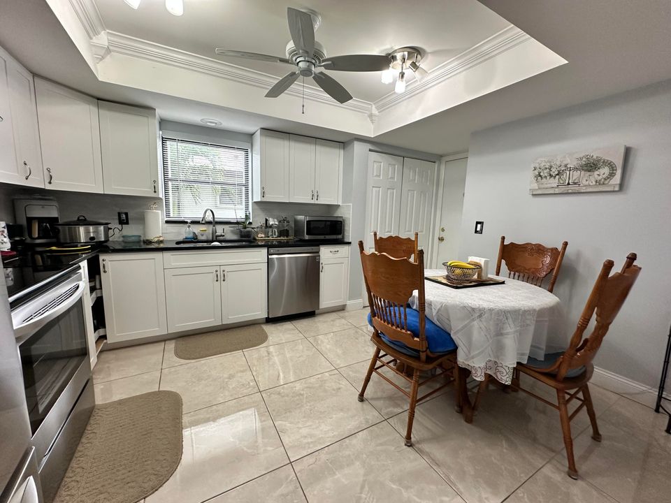 For Sale: $360,000 (2 beds, 2 baths, 1604 Square Feet)