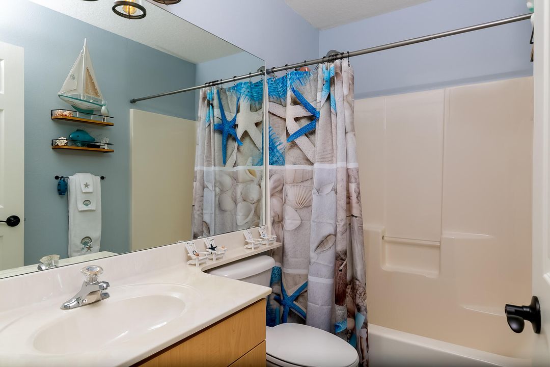 For Sale: $145,000 (2 beds, 2 baths, 1351 Square Feet)