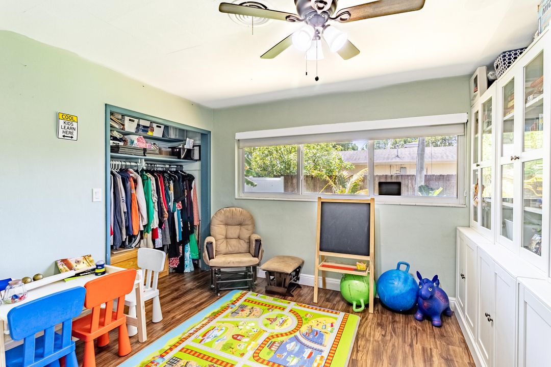 For Sale: $799,000 (3 beds, 2 baths, 2565 Square Feet)
