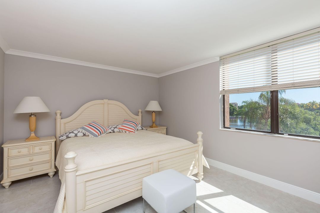 For Sale: $459,000 (2 beds, 2 baths, 1175 Square Feet)