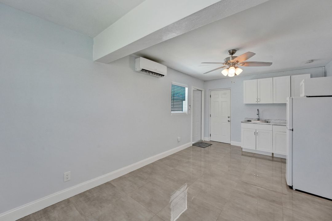 Active With Contract: $599,000 (3 beds, 3 baths, 1546 Square Feet)