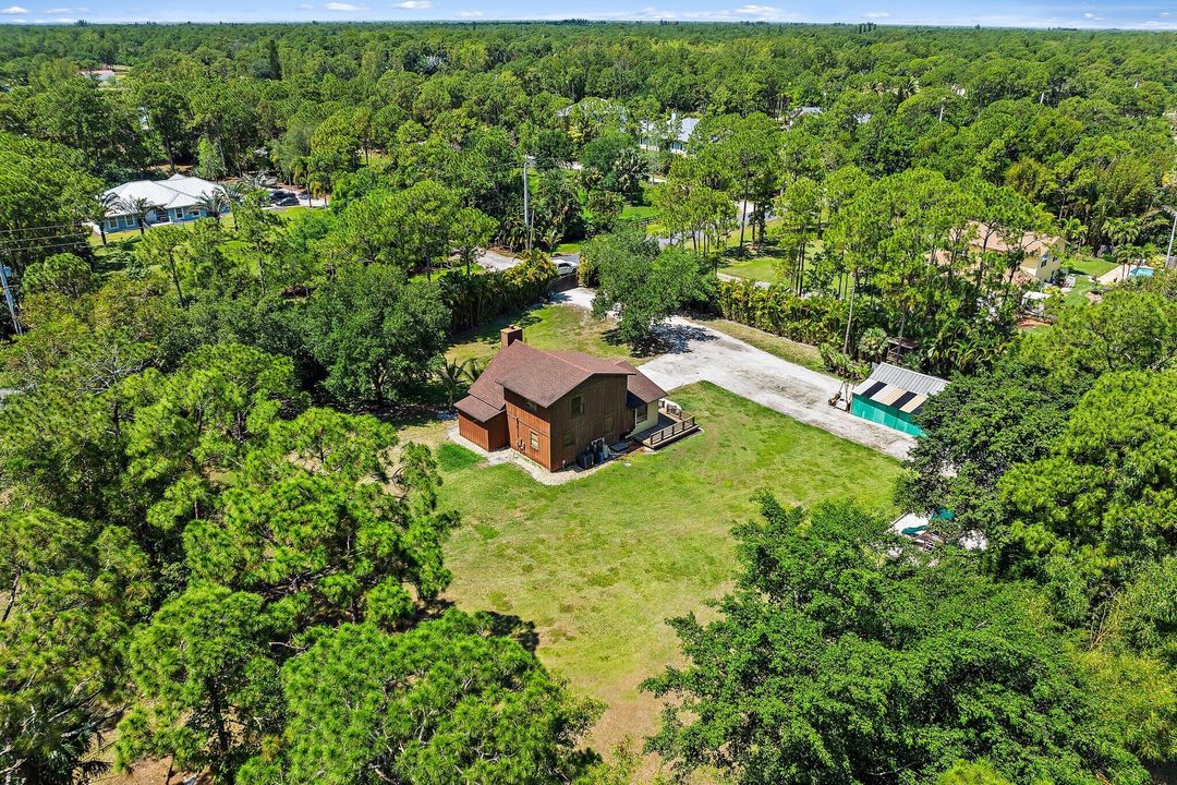 For Sale: $749,000 (3 beds, 2 baths, 1596 Square Feet)