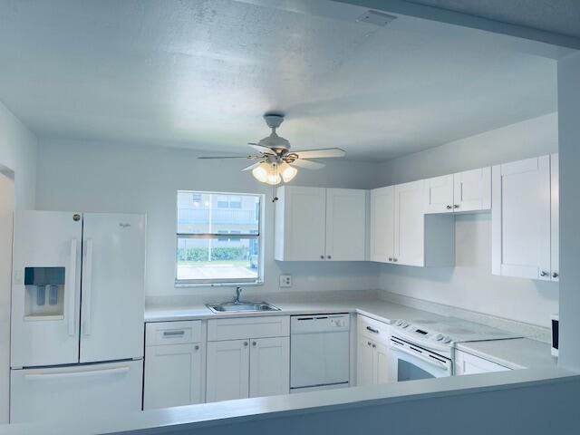 Active With Contract: $1,500 (1 beds, 1 baths, 738 Square Feet)