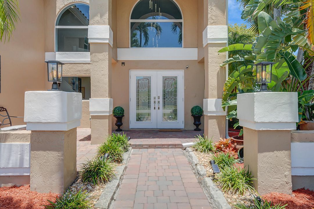Active With Contract: $1,025,000 (4 beds, 3 baths, 3360 Square Feet)