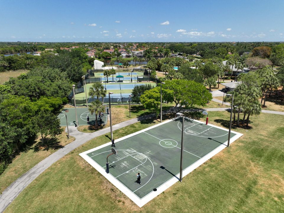 Active With Contract: $1,025,000 (4 beds, 3 baths, 3360 Square Feet)