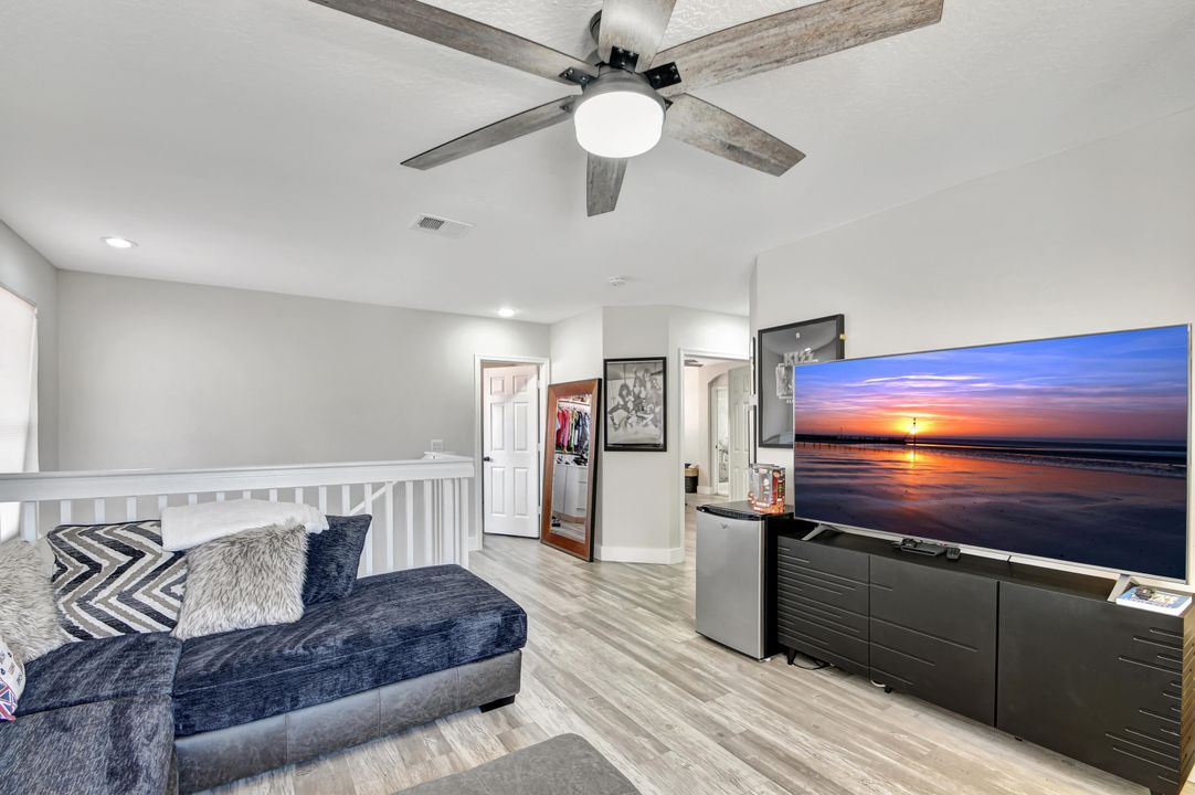 Active With Contract: $675,000 (4 beds, 2 baths, 2755 Square Feet)