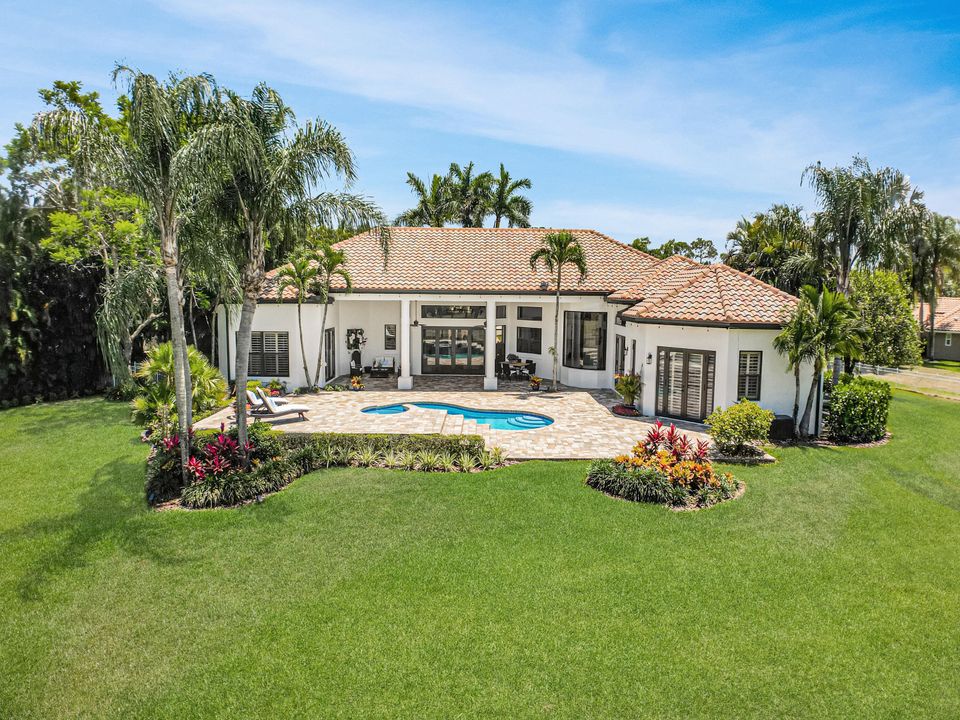 For Sale: $2,485,000 (5 beds, 4 baths, 3854 Square Feet)