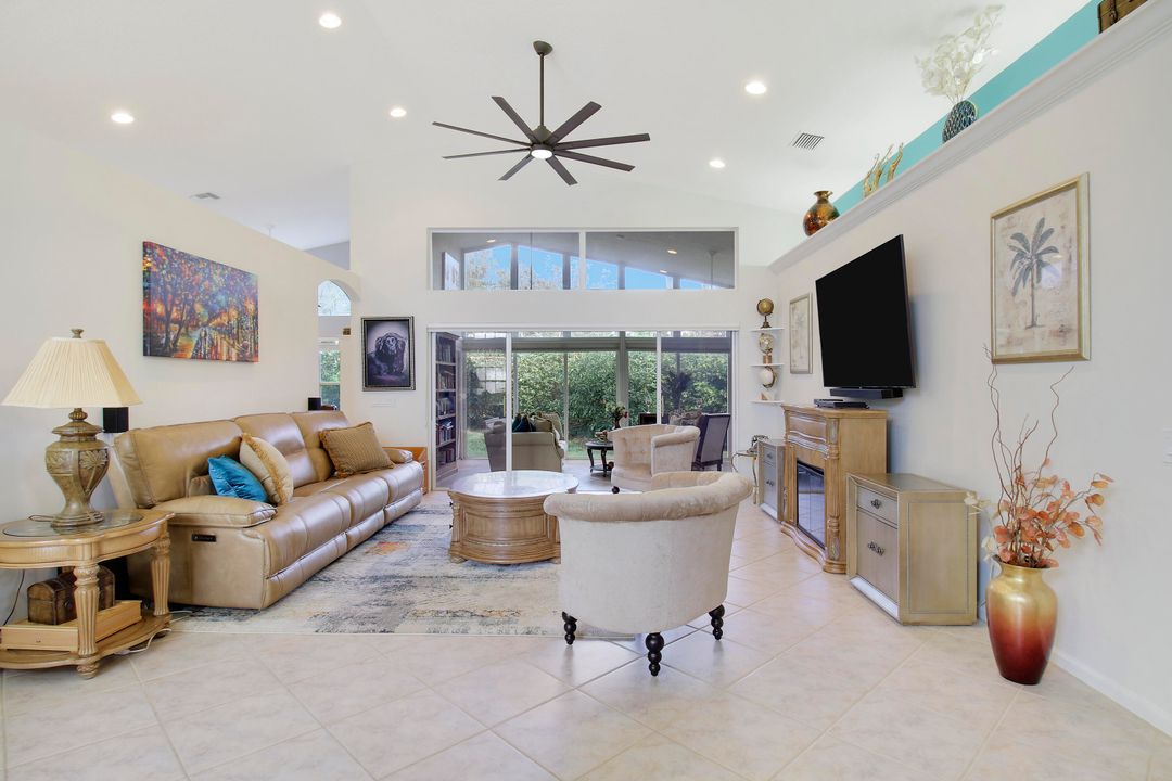 Active With Contract: $599,900 (3 beds, 2 baths, 2260 Square Feet)