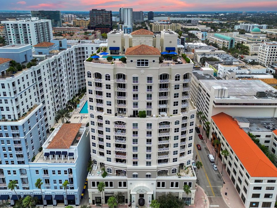 For Sale: $3,250,000 (2 beds, 3 baths, 2434 Square Feet)