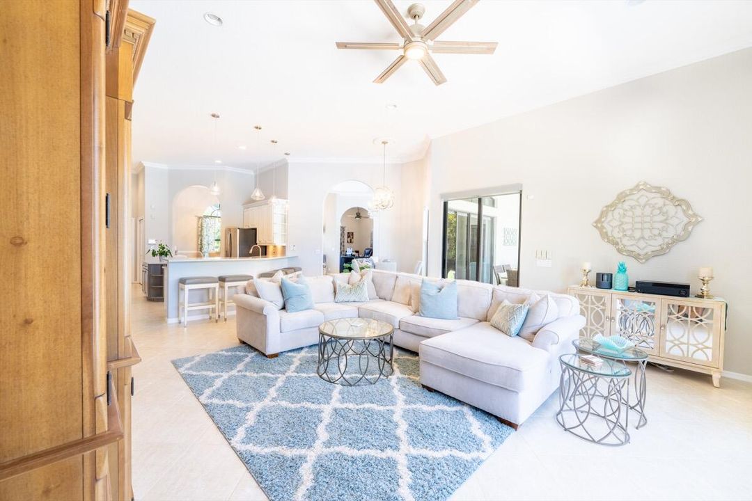 Active With Contract: $1,500,000 (4 beds, 3 baths, 3013 Square Feet)