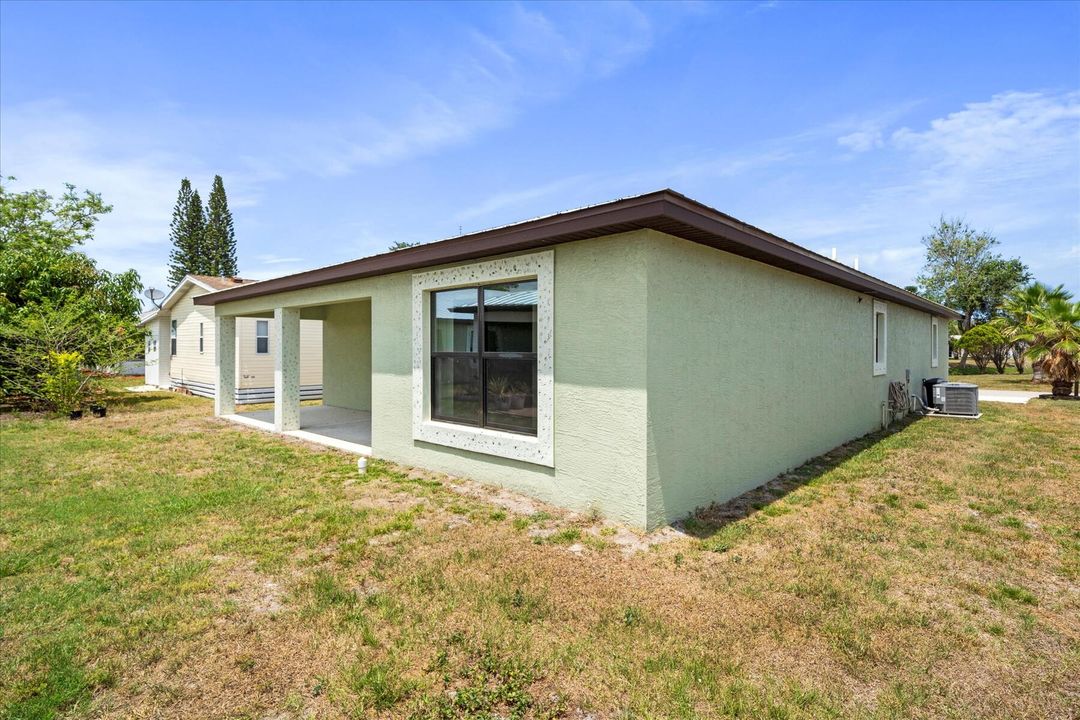 For Sale: $220,000 (2 beds, 2 baths, 1463 Square Feet)