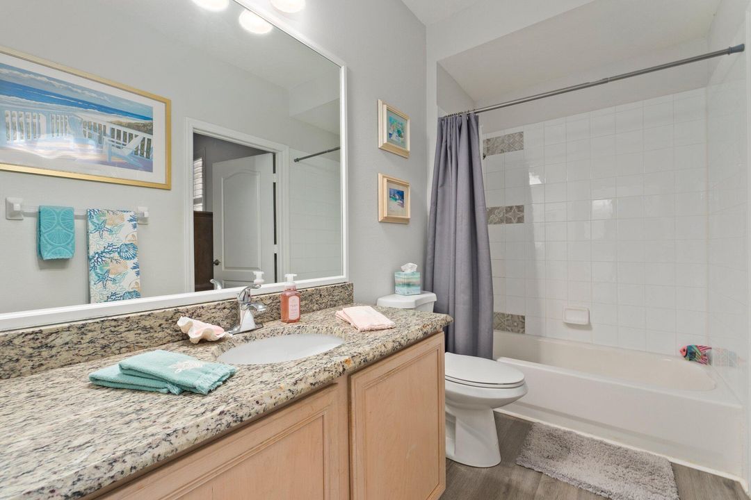 For Sale: $329,000 (2 beds, 2 baths, 1454 Square Feet)