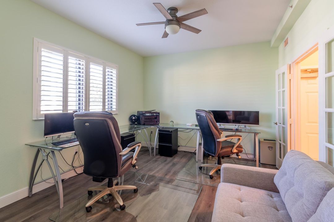 For Sale: $499,000 (3 beds, 2 baths, 1884 Square Feet)