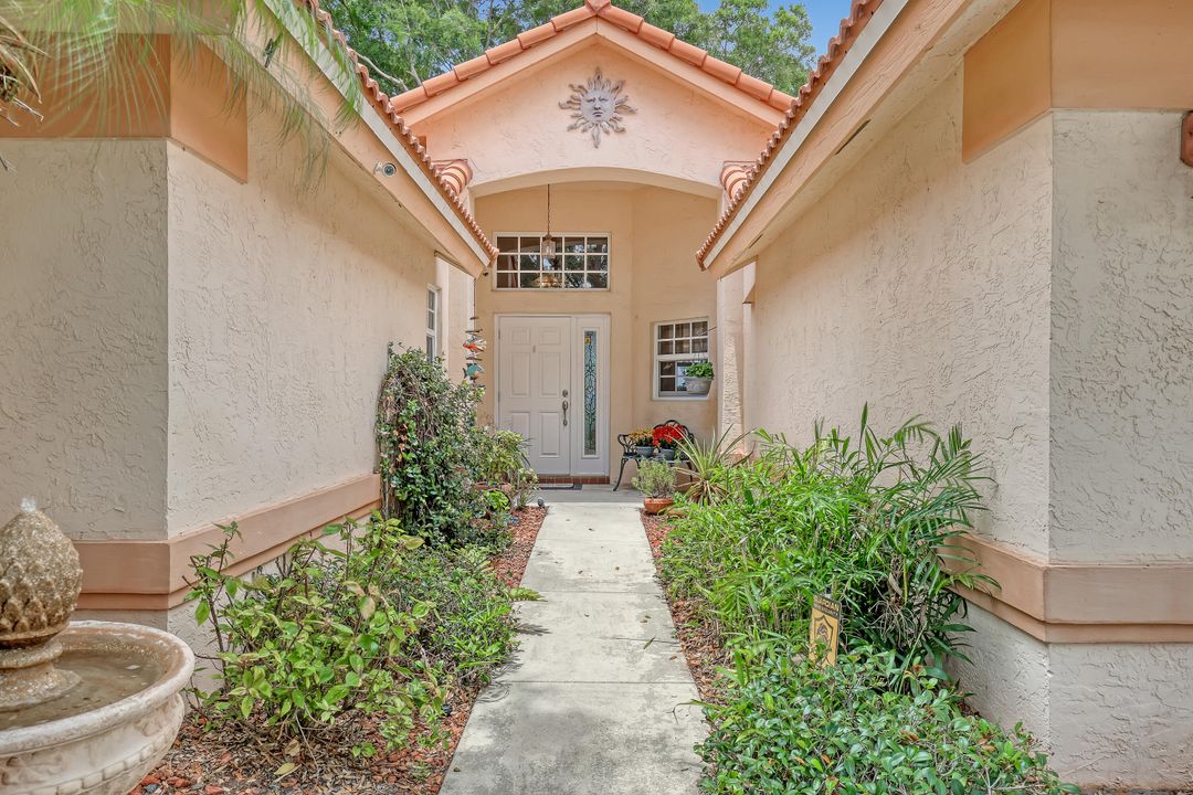 Active With Contract: $595,000 (4 beds, 2 baths, 1951 Square Feet)