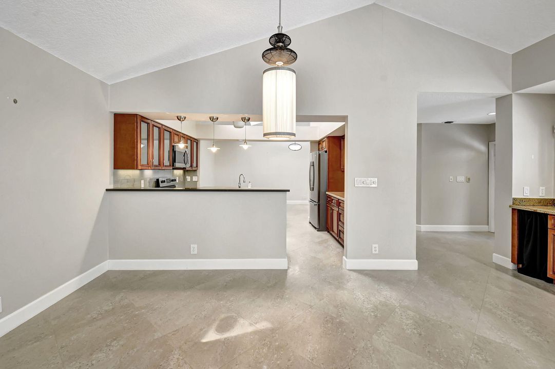 Active With Contract: $825,000 (3 beds, 2 baths, 2081 Square Feet)