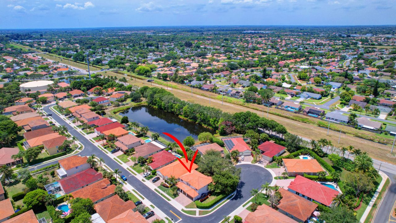 Active With Contract: $675,000 (4 beds, 2 baths, 2755 Square Feet)