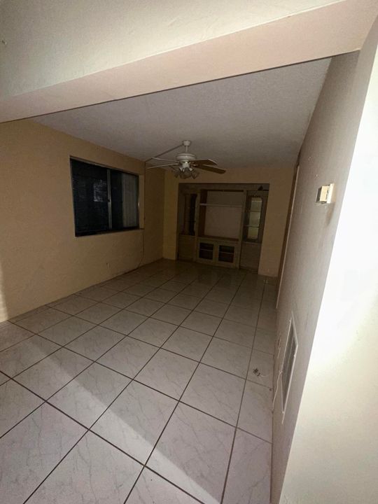 En Venta: $63,800 (2 camas, 1 baños, 894 Pies cuadrados)