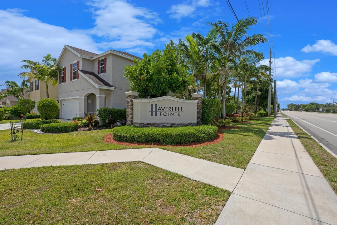 Active With Contract: $599,000 (5 beds, 3 baths, 2526 Square Feet)