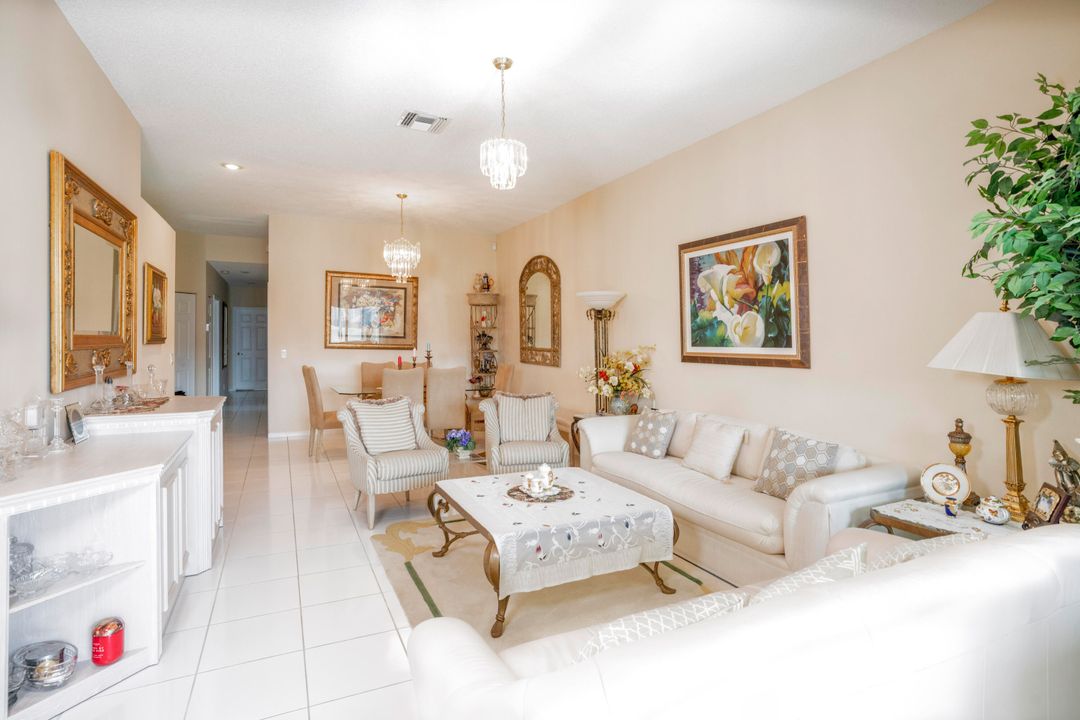 For Sale: $421,900 (3 beds, 2 baths, 1592 Square Feet)