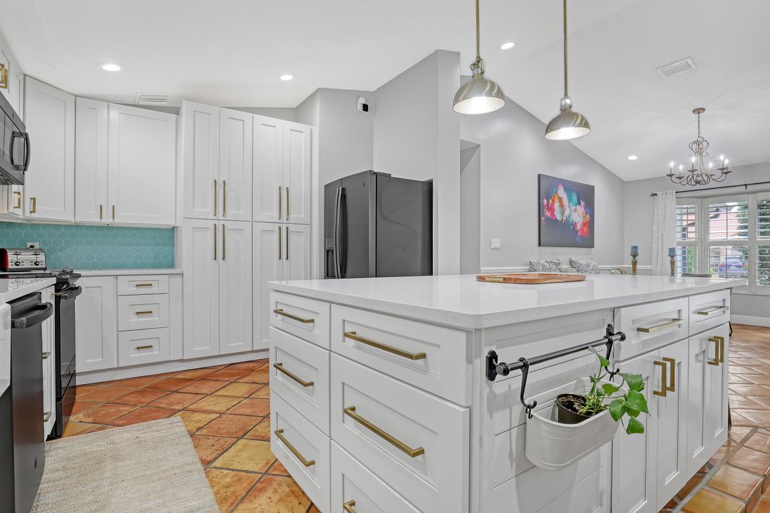 Active With Contract: $975,000 (3 beds, 2 baths, 2375 Square Feet)