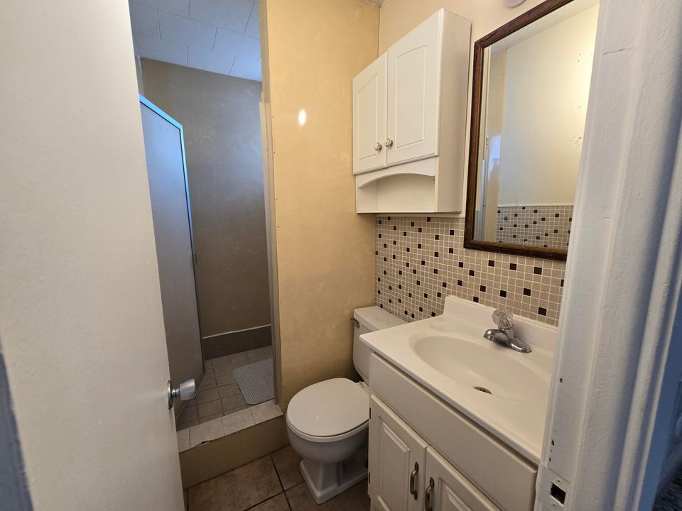 For Sale: $189,000 (2 beds, 2 baths, 1320 Square Feet)