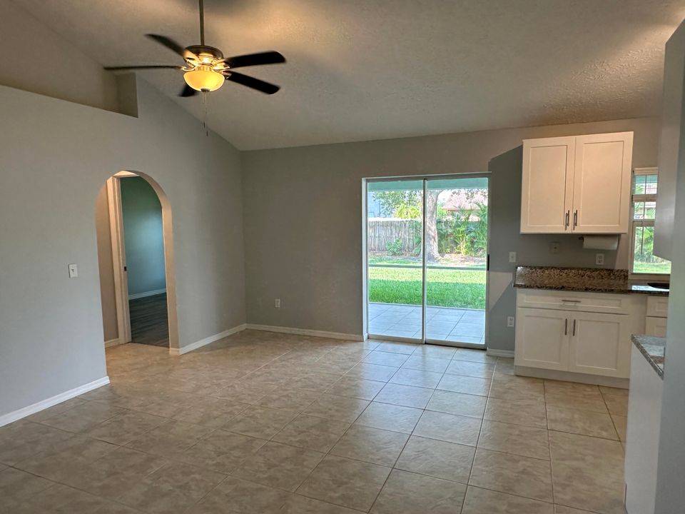 Active With Contract: $395,000 (3 beds, 2 baths, 1460 Square Feet)