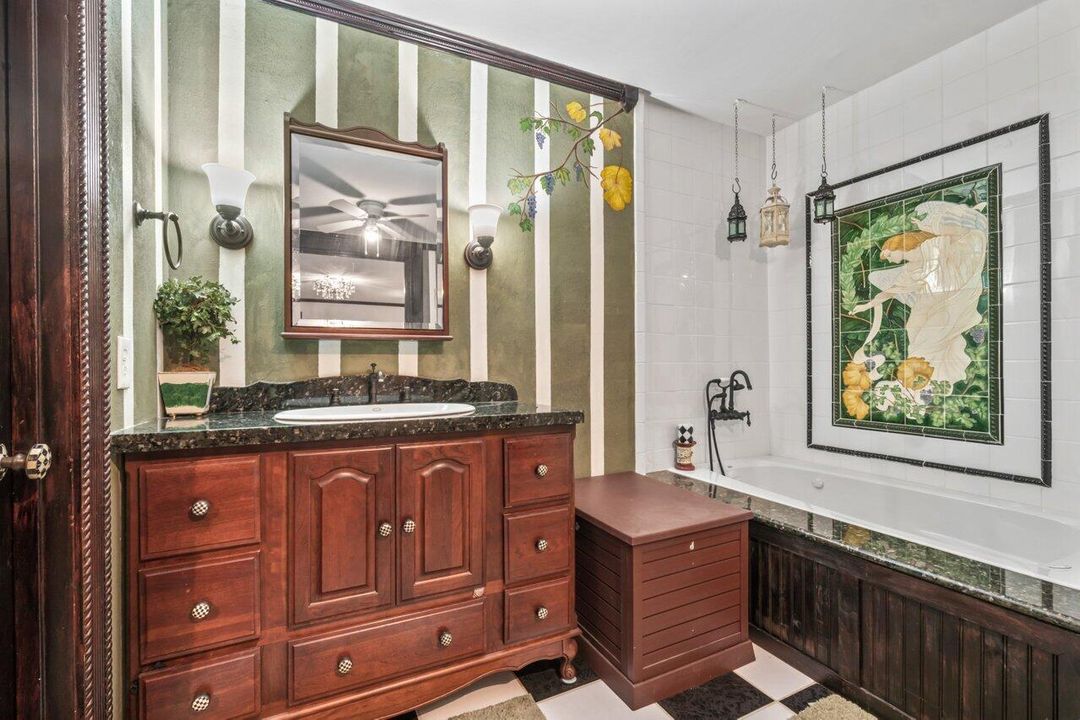 待售: $440,000 (3 贝兹, 2 浴室, 1596 平方英尺)