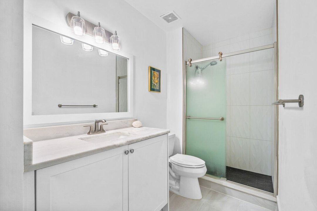 For Sale: $365,000 (2 beds, 2 baths, 1262 Square Feet)