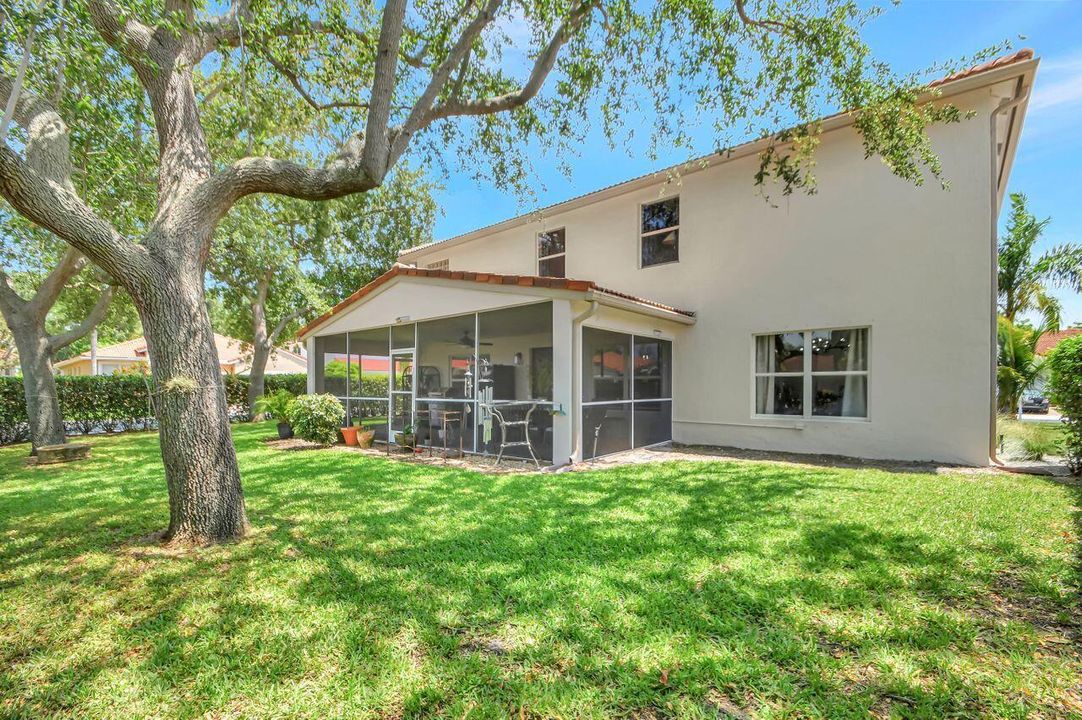 Active With Contract: $675,000 (4 beds, 2 baths, 2755 Square Feet)