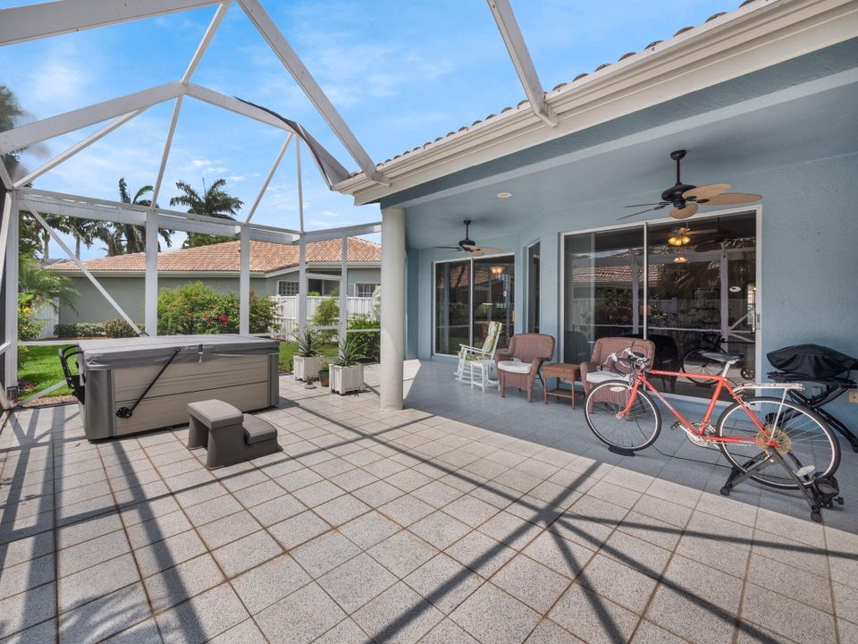 For Sale: $438,750 (3 beds, 2 baths, 1551 Square Feet)