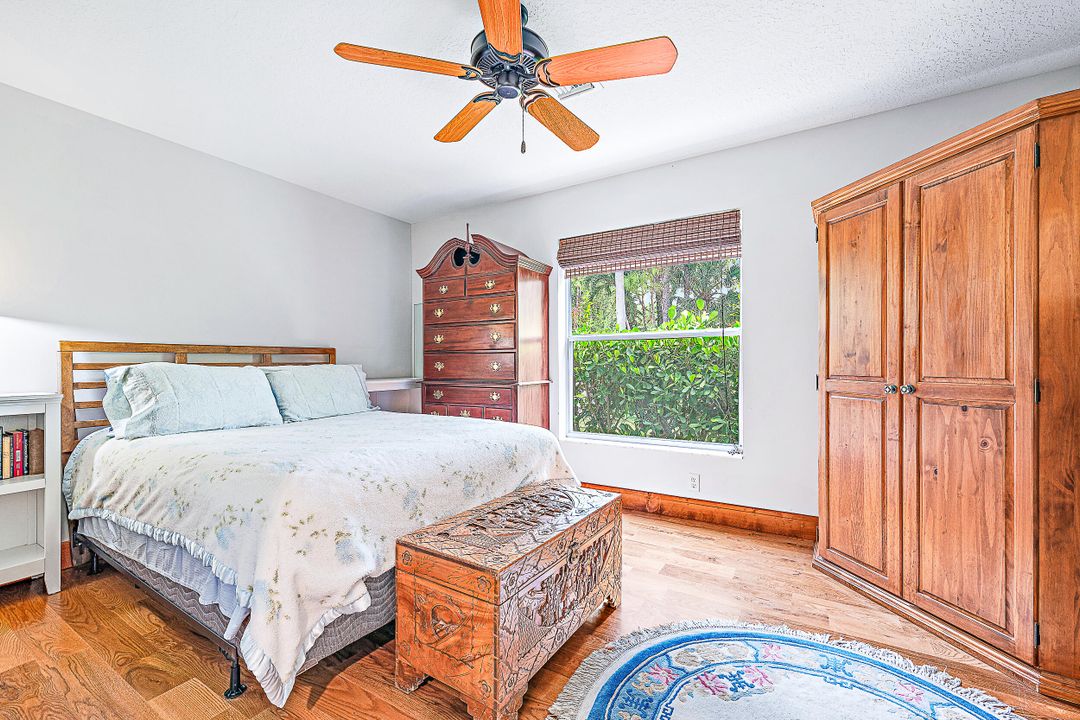 Active With Contract: $1,100,000 (4 beds, 2 baths, 2406 Square Feet)