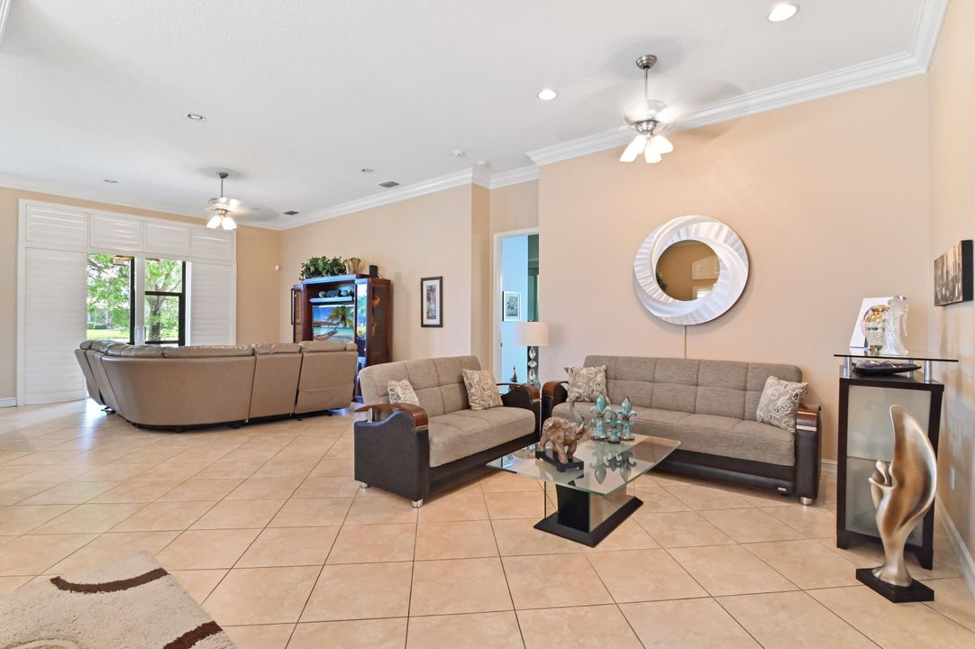 Active With Contract: $849,900 (3 beds, 2 baths, 2381 Square Feet)