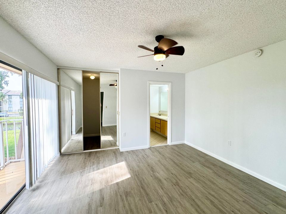 For Rent: $2,500 (2 beds, 2 baths, 1288 Square Feet)