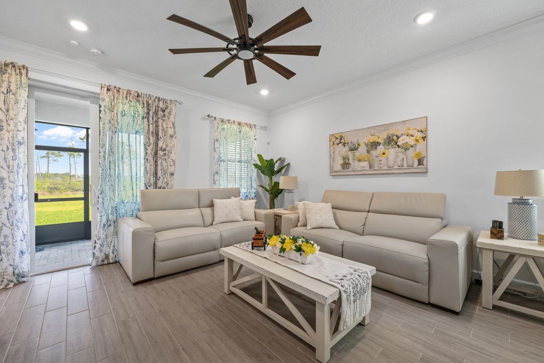 For Sale: $459,000 (3 beds, 2 baths, 1510 Square Feet)