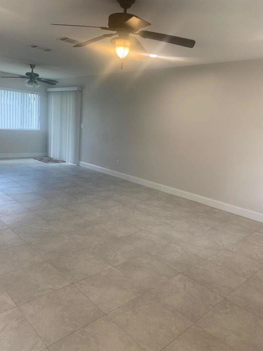 Active With Contract: $2,500 (3 beds, 2 baths, 1176 Square Feet)