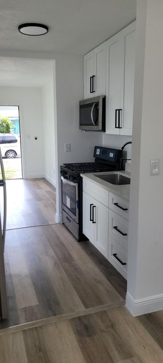 For Rent: $2,000 (1 beds, 1 baths, 525 Square Feet)