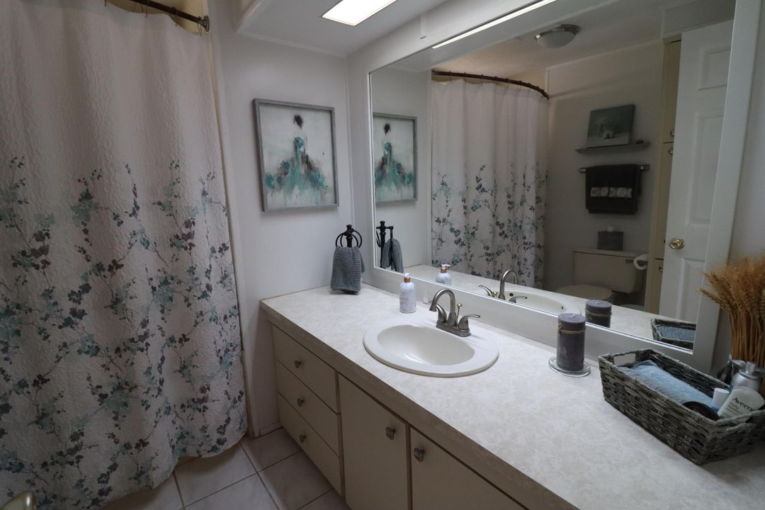 For Sale: $210,000 (2 beds, 2 baths, 1152 Square Feet)
