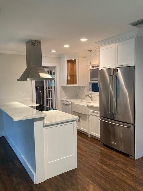 For Sale: $624,900 (2 beds, 1 baths, 1100 Square Feet)